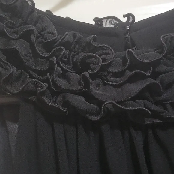 Dress,  cover up (8), purse, and new  ear-rings . Reduced from 25 to $14.00 - Picture 10 of 17